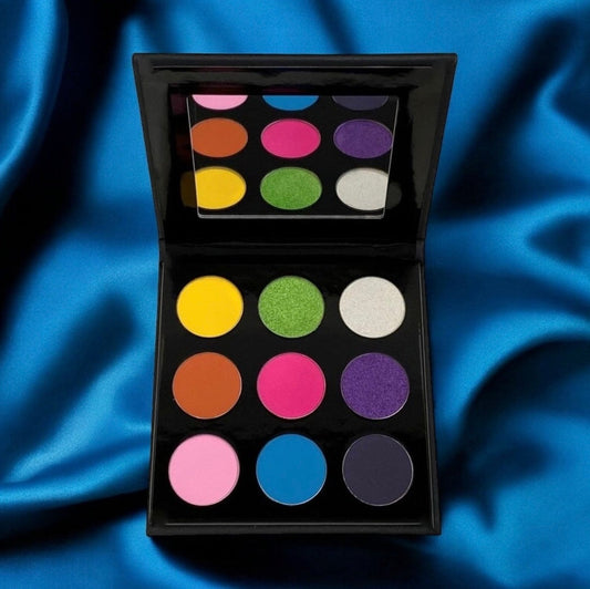 CANDY Eyeshadow Palette – Bright, Highly Pigmented Shades